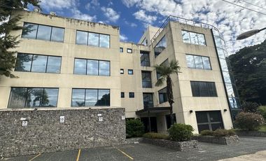 OFICINA 102 m2 EN ALQUILER AMOBLADA BECCAR