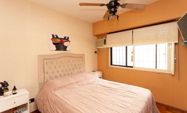 VENTA PH 4 AMB. C/FONDO Y PILETA RAMOS MEJIA