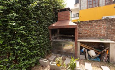 VENTA PH 4 AMB. C/FONDO Y PILETA RAMOS MEJIA