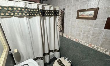 VENTA DUPLEX 4 AMBIENTES E/ INDEPENDIENTE EN MORON