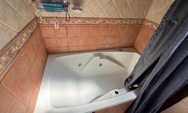 VENTA DUPLEX 4 AMBIENTES E/ INDEPENDIENTE EN MORON