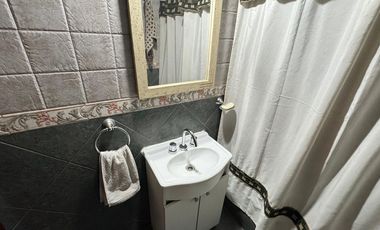 VENTA DUPLEX 4 AMBIENTES E/ INDEPENDIENTE EN MORON