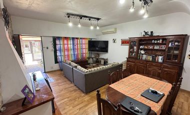 VENTA DUPLEX 4 AMBIENTES E/ INDEPENDIENTE EN MORON