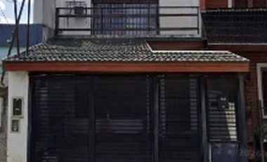 VENTA DUPLEX 4 AMBIENTES E/ INDEPENDIENTE EN MORON