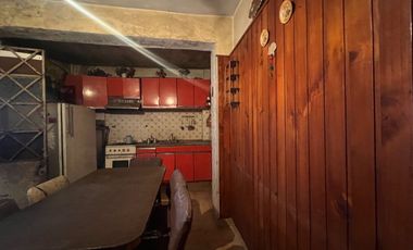 VENTA CASA+DPTO MORON SUR COCHERA IDEAL INVERSOR