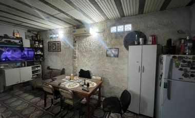 VENTA CASA+DPTO MORON SUR COCHERA IDEAL INVERSOR