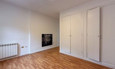 PH EN VENTA 3 AMB CON PATIO Y GARAGE, SAN JOSE