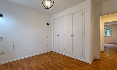 PH EN VENTA 3 AMB CON PATIO Y GARAGE, SAN JOSE