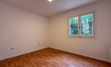 PH EN VENTA 3 AMB CON PATIO Y GARAGE, SAN JOSE