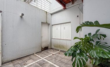 PH EN VENTA 3 AMB CON PATIO Y GARAGE, SAN JOSE