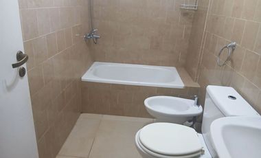 Alquiler departamento Piso 8  en Caseros Norte