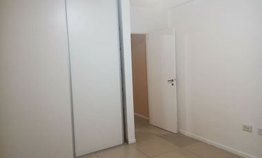 Alquiler departamento Piso 8  en Caseros Norte