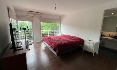 Alquiler casa en Contry Club Privado Loma Verde