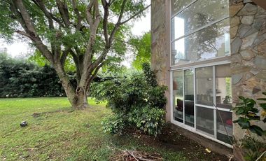 Alquiler casa en Contry Club Privado Loma Verde