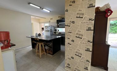 Alquiler casa en Contry Club Privado Loma Verde