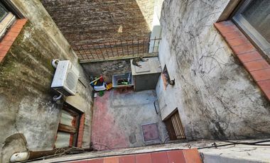 PH Multifamiliar en VENTA A REFACCIONAR - BECCAR