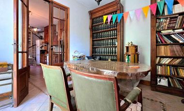 VENTA CASA 5 AMBIENTES CON QUINCHO VILLA BALLESTER