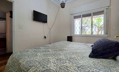 VENTA CASA 5 AMBIENTES CON QUINCHO VILLA BALLESTER