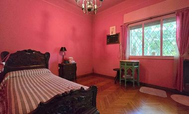 VENTA CASA 5 AMBIENTES CON QUINCHO VILLA BALLESTER