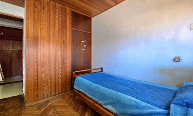 VENTA CASA 5 AMBIENTES CON QUINCHO VILLA BALLESTER