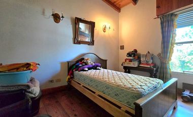 VENTA CASA 5 AMBIENTES CON QUINCHO VILLA BALLESTER