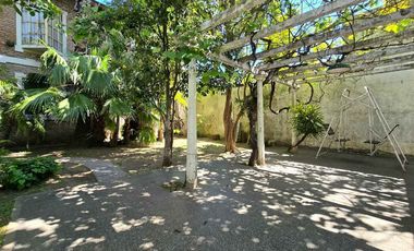 VENTA CASA 5 AMBIENTES CON QUINCHO VILLA BALLESTER