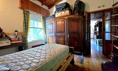 VENTA CASA 5 AMBIENTES CON QUINCHO VILLA BALLESTER