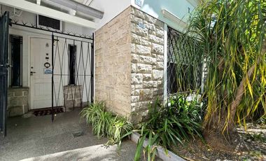 VENTA CASA 5 AMBIENTES CON QUINCHO VILLA BALLESTER