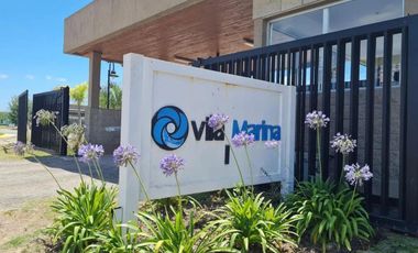 Casa 4 ambientes en Venta Barrio Nautico, permuta