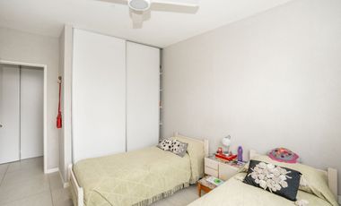 Departamento 2 ambientes venta jardin cochera