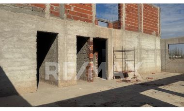 VENTA CASA A TERMINAR - FERNANDEZ ORO