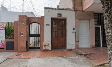 SE VENDE CASA 4 DE ENERO 4056