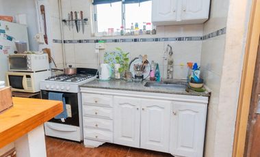 SE VENDE CASA 4 DE ENERO 4056