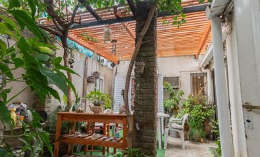 SE VENDE CASA 4 DE ENERO 4056