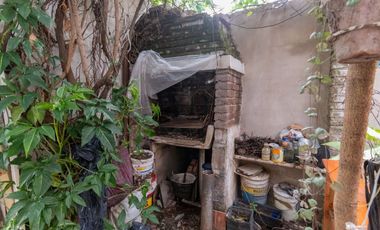 SE VENDE CASA 4 DE ENERO 4056