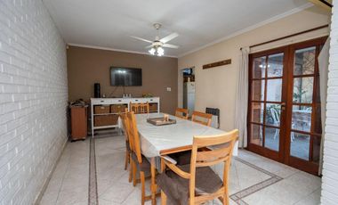 VENTA CASA DE 3 DORM, PATIO Y COCH EN GUADALUPE
