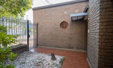 VENTA CASA DE 3 DORM, PATIO Y COCH EN GUADALUPE