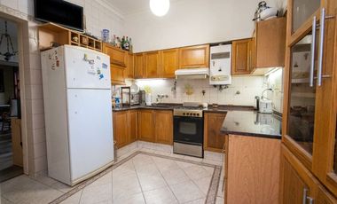VENTA CASA DE 3 DORM, PATIO Y COCH EN GUADALUPE