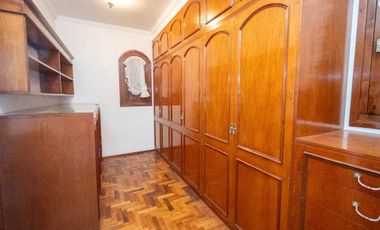 Venta Casa en Guadalupe con amplio terreno.