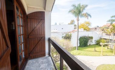 Venta Casa en Guadalupe con amplio terreno.