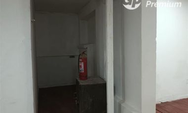 Local Comercial en Arriendo en CALLE PATRONATO