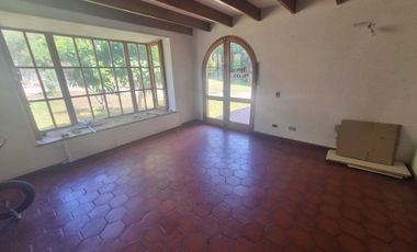 Casa en venta  en LO BARNECHEA