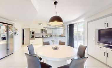 CASA EN VENTA EN ABRIL CLUB DE CAMPO