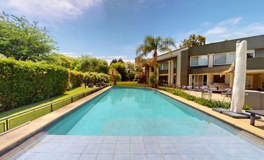 CASA EN VENTA EN ABRIL CLUB DE CAMPO