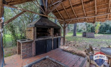 Venta de casa en Villa Elisa