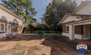 Venta de casa en Villa Elisa