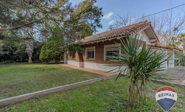 Venta de casa en Villa Elisa