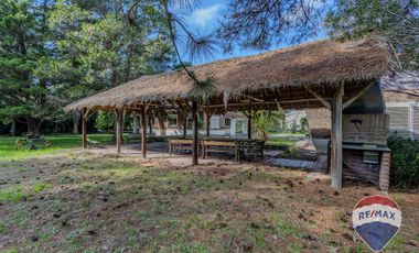 Venta de casa en Villa Elisa