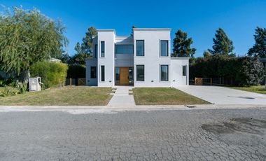 Casa en venta barrio Las Golondrinas Hudson