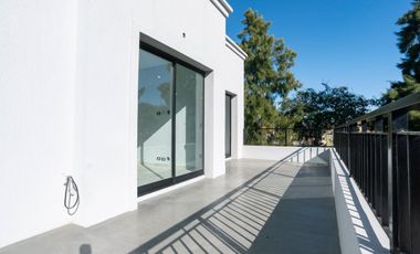 Casa en venta barrio Las Golondrinas Hudson